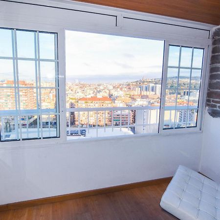 Touch The Sky Apartment L'Hospitalet de Llobregat Exterior photo