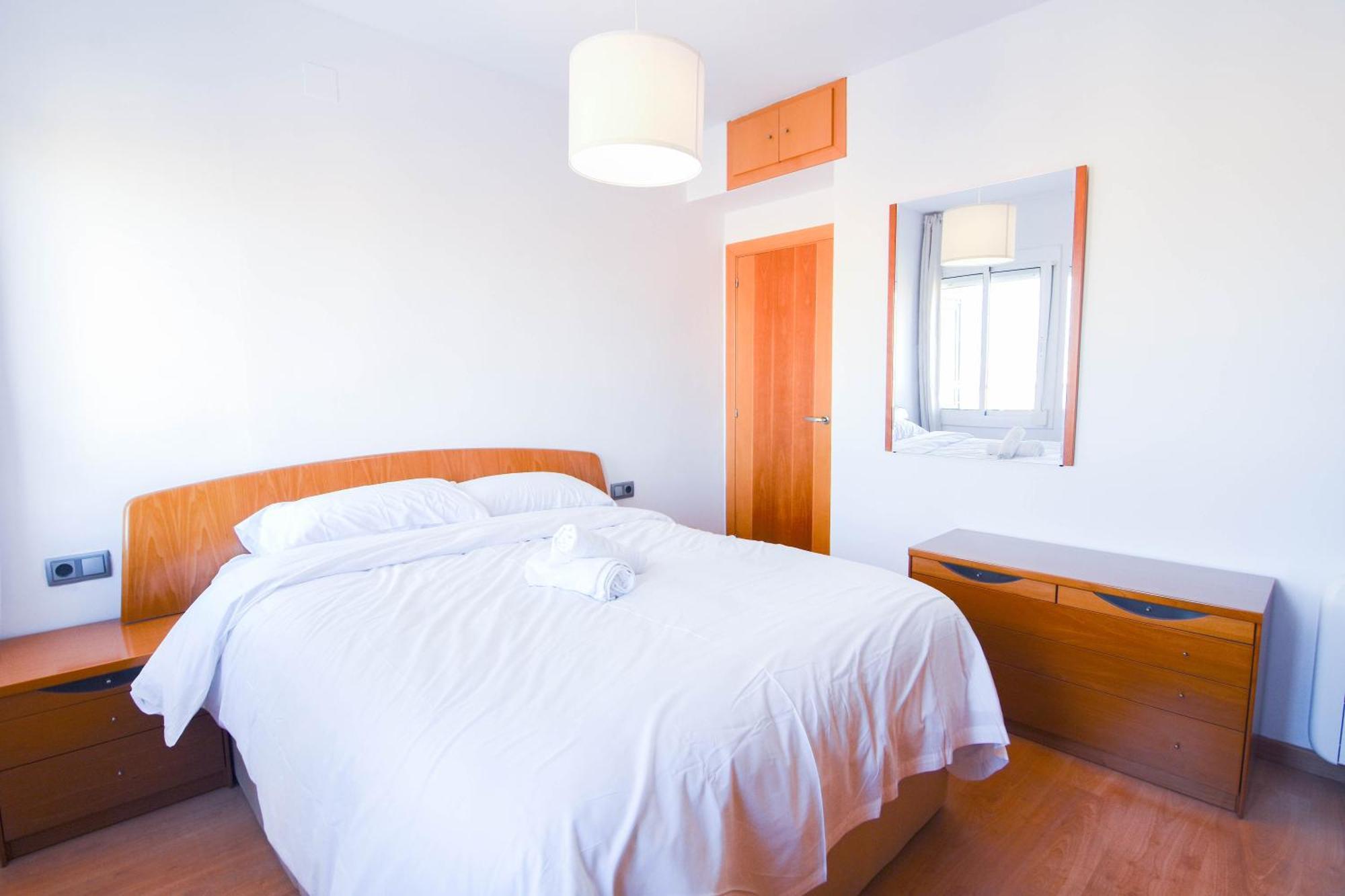 Touch The Sky Apartment L'Hospitalet de Llobregat Exterior photo