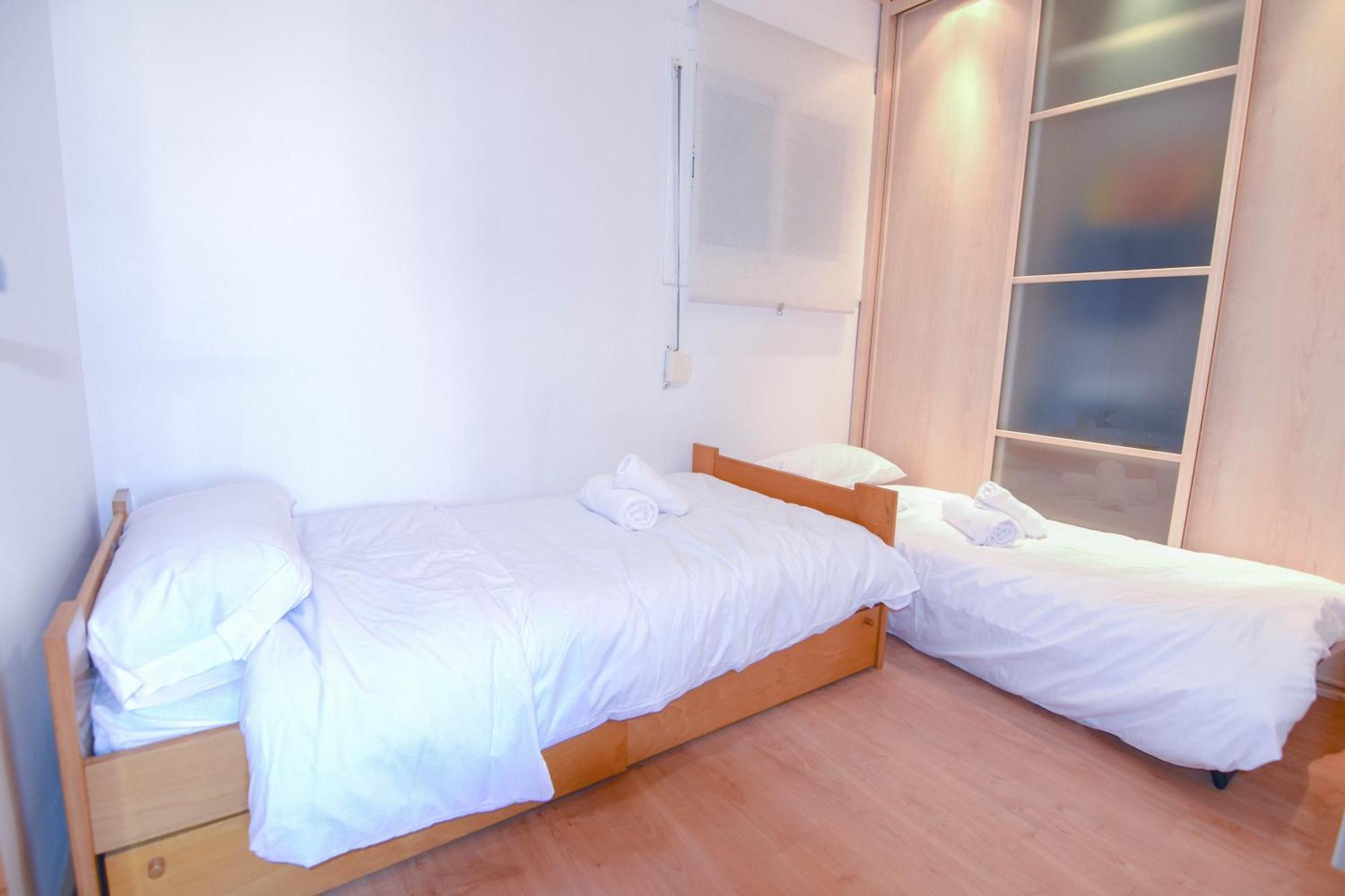 Touch The Sky Apartment L'Hospitalet de Llobregat Exterior photo