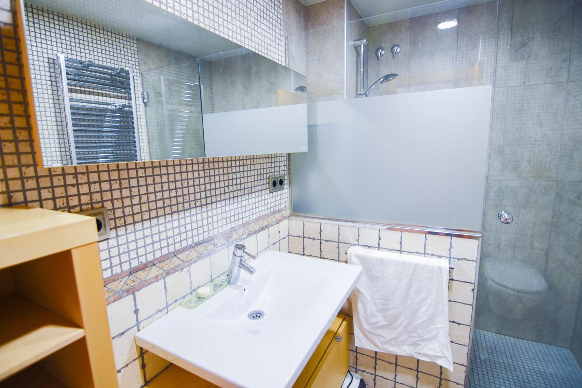 Touch The Sky Apartment L'Hospitalet de Llobregat Exterior photo